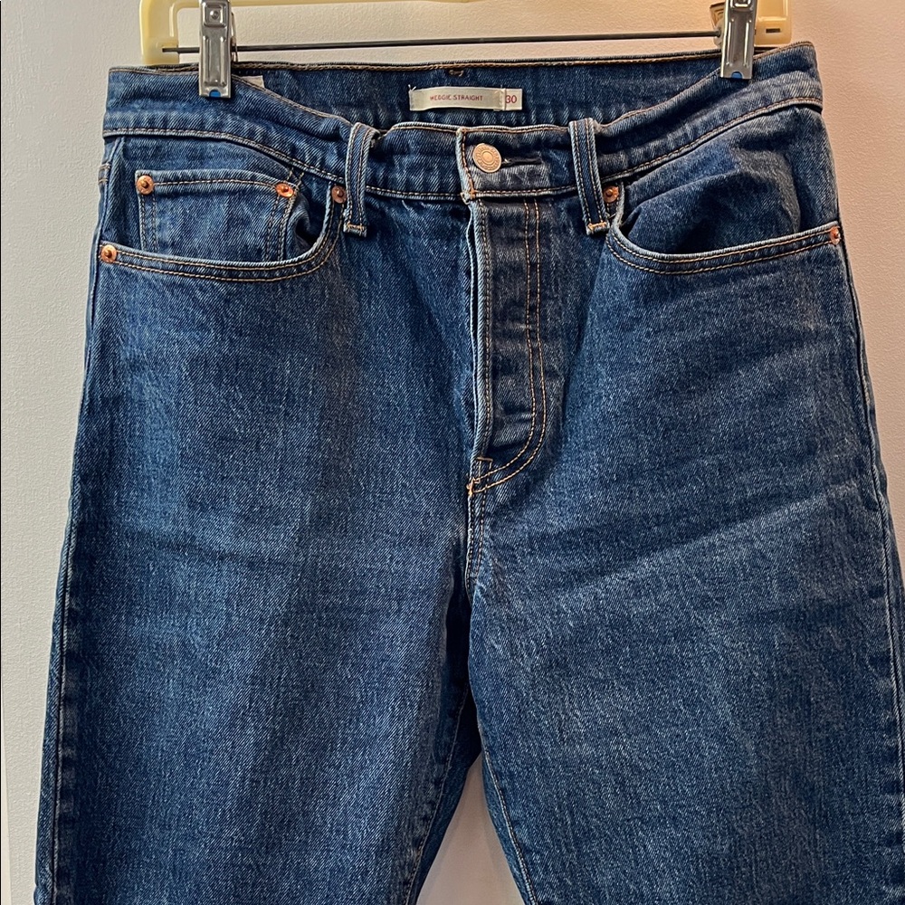 Women’s Levi’s Wedgie Straight Blue Denim Jeans